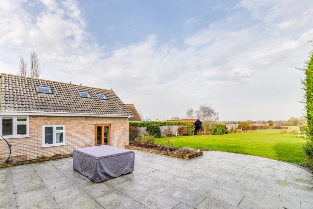 Additional image 24 of Burnham Close, Welwyn, Hertfordshire, AL6