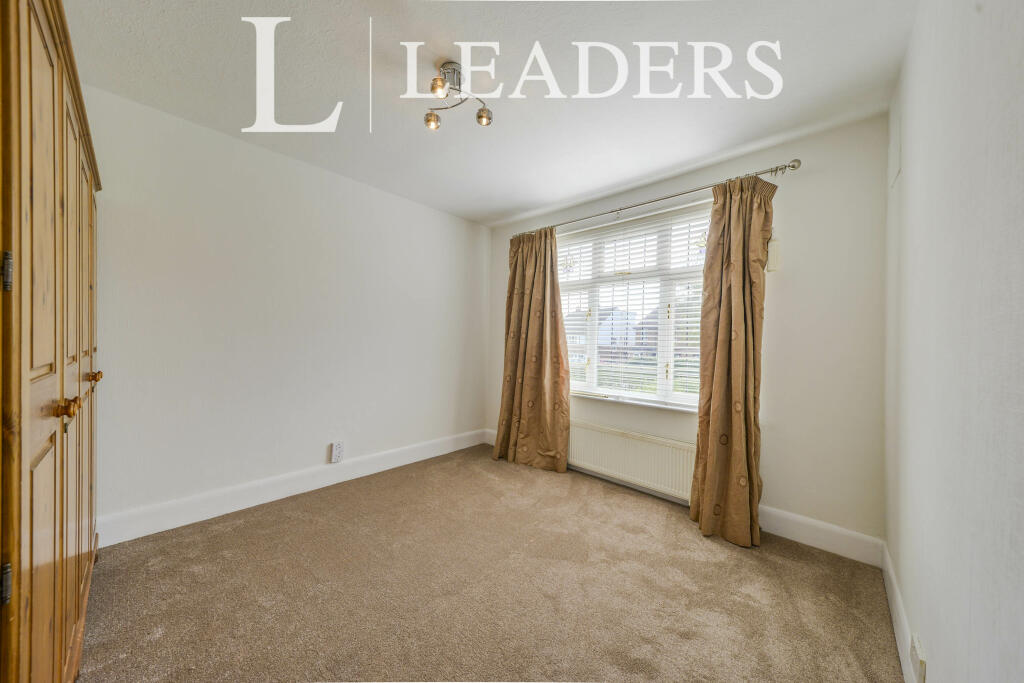 Additional image 6 of Chiswell Green Lane