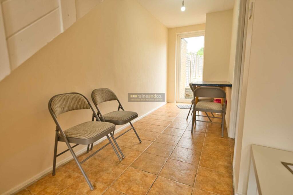 Additional image 5 of Aldykes, Hatfield