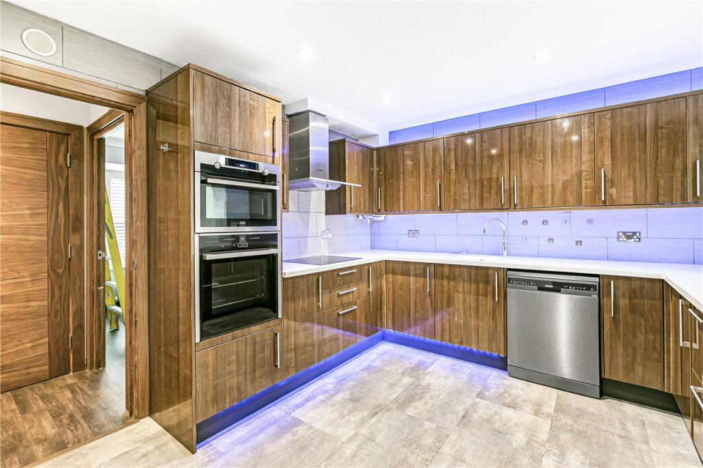 Additional image 30 of Daffodil Close, Hatfield, Hertfordshire, AL10