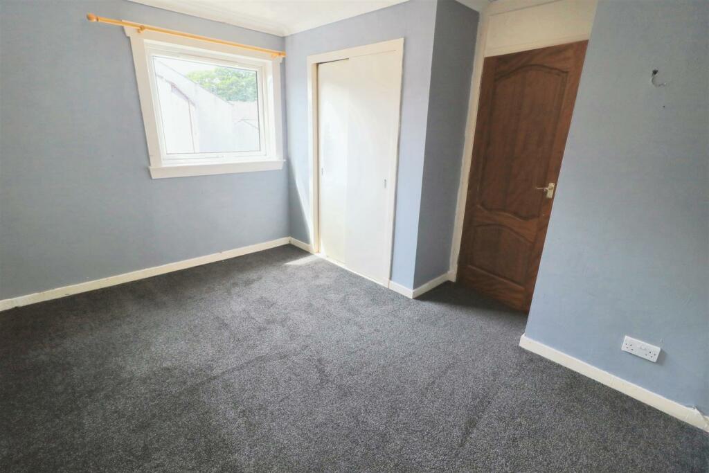 Additional image 9 of 75 Den Crescent, Keith