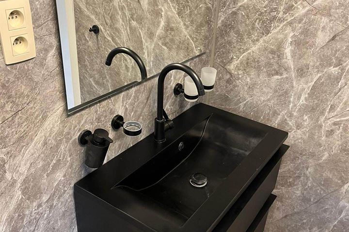 Additional image 3 of Kattenbos 169