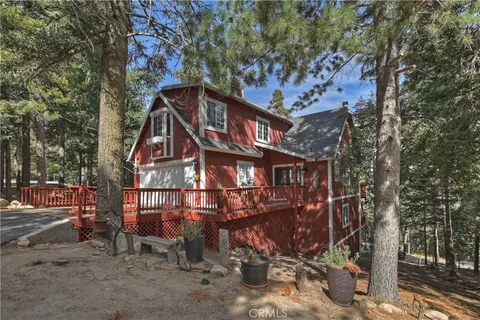 276 Augusta Court, Lake Arrowhead, CA 92352