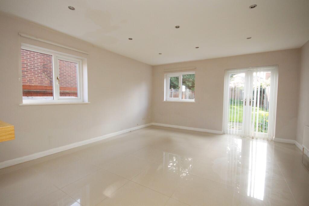 Additional image 4 of Coleswood Road, Harpenden