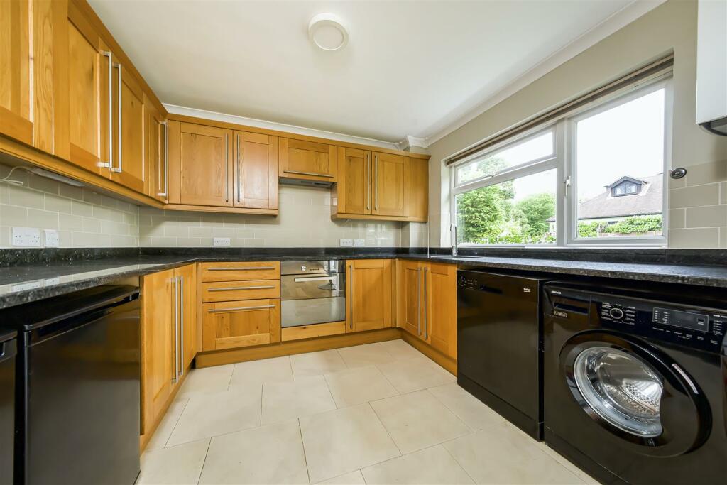 Additional image 5 of St. Lawrence Way, Bricket Wood, St. Albans