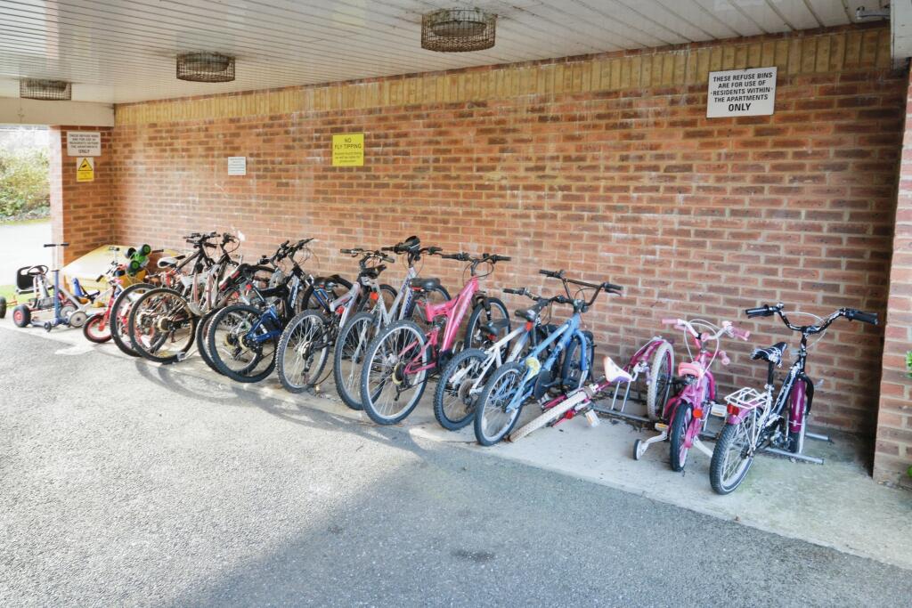 Additional image 10 of Gorseway, Hatfield, AL10