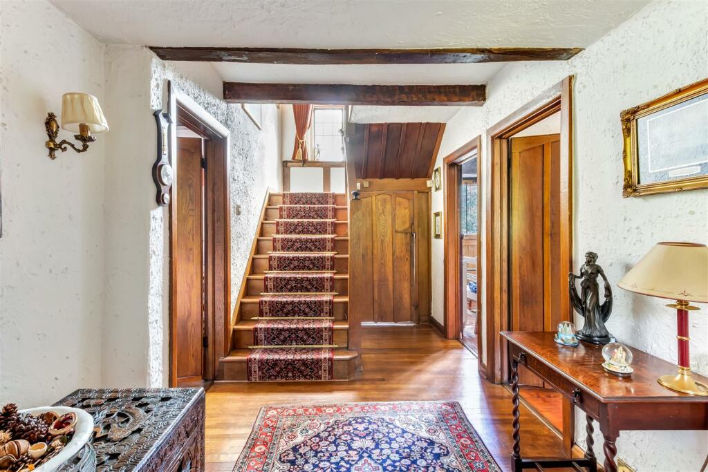 Additional image 7 of Great North Road, Brookmans Park