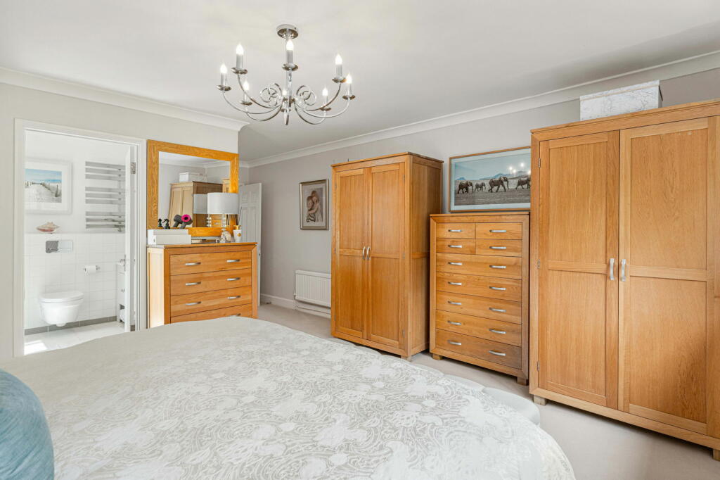 Additional image 24 of Codicote Road, Welwyn, AL6