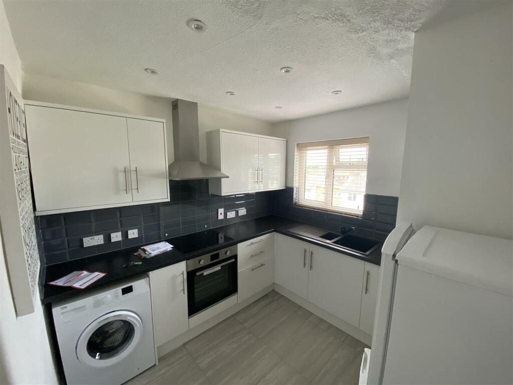 Additional image 10 of Grove Mead, Hatfield