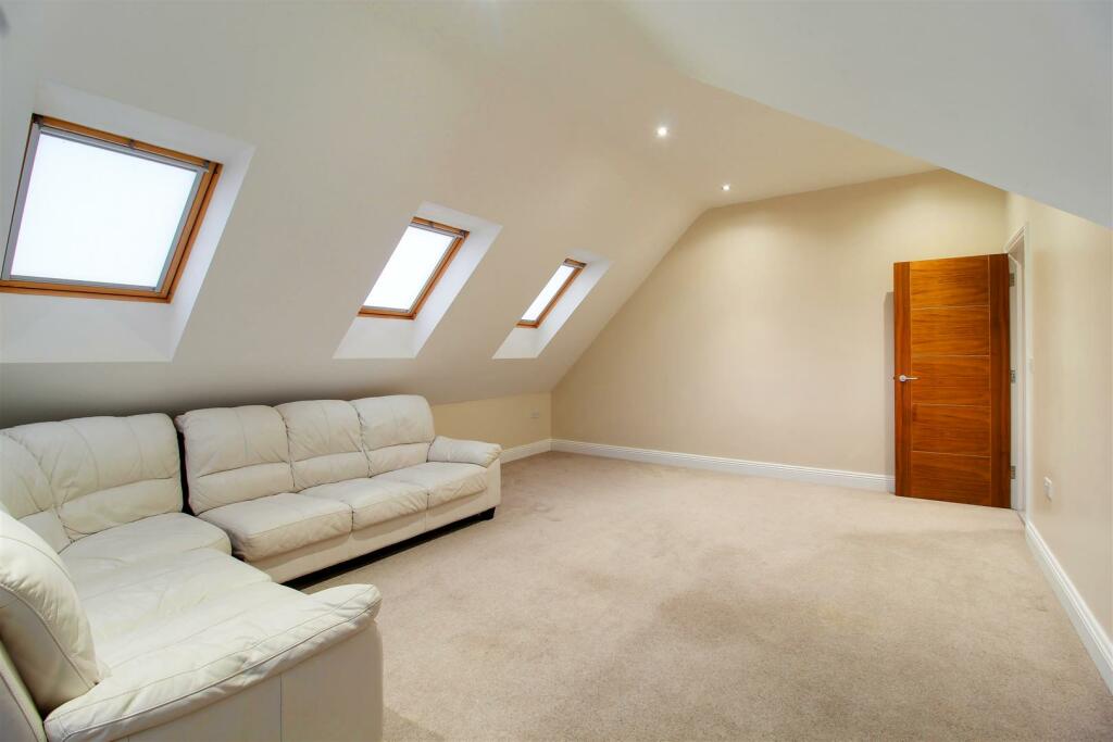 Additional image 4 of Green Close, Brookmans Park