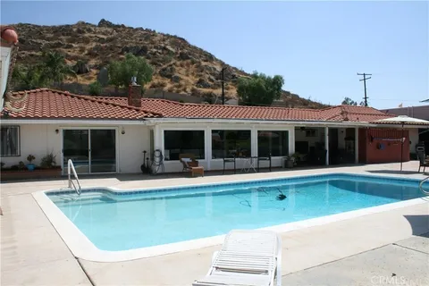 27450 Buena Vista Street, Hemet, CA 92543