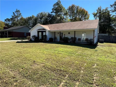 633 Lee Road 553, Phenix City, AL 36867