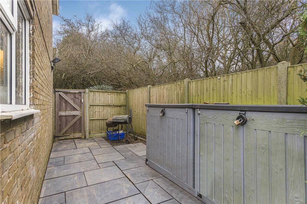 Additional image 19 of Thistle Grove, Welwyn Garden City, Hertfordshire, AL7