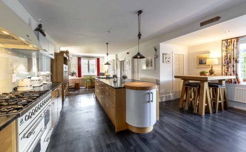 Additional image 5 of Balgonie House, Braemar Place, Ballater, Aberdeenshire, AB35