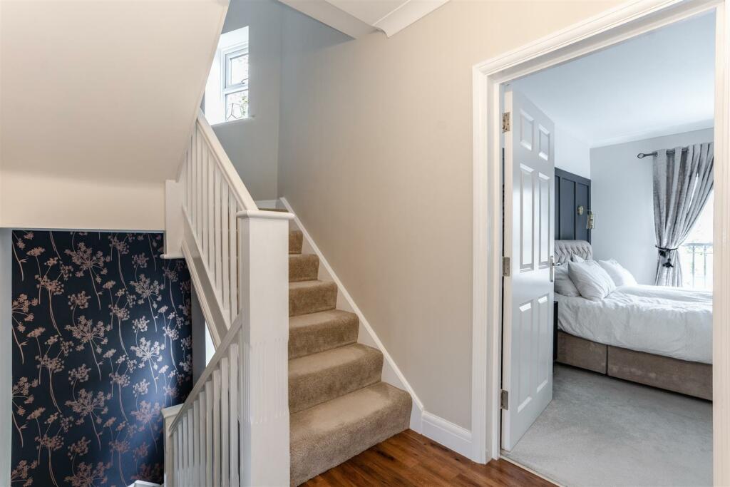 Additional image 19 of Boyes Crescent, Napsbury Park, St Albans