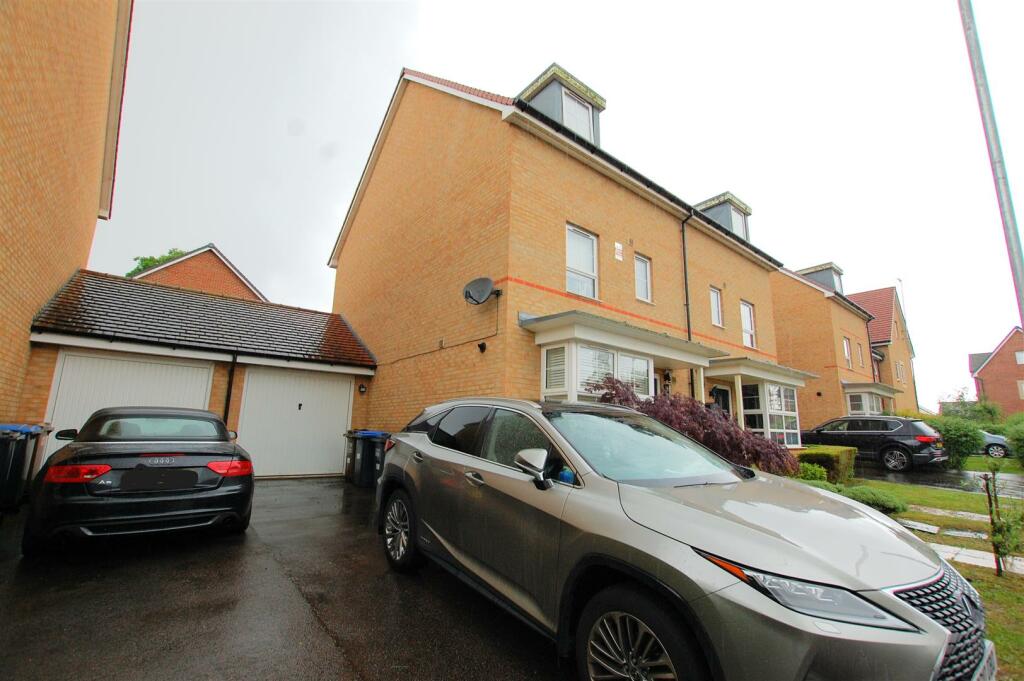 Additional image 28 of Sparrowhawk Place, Hatfield