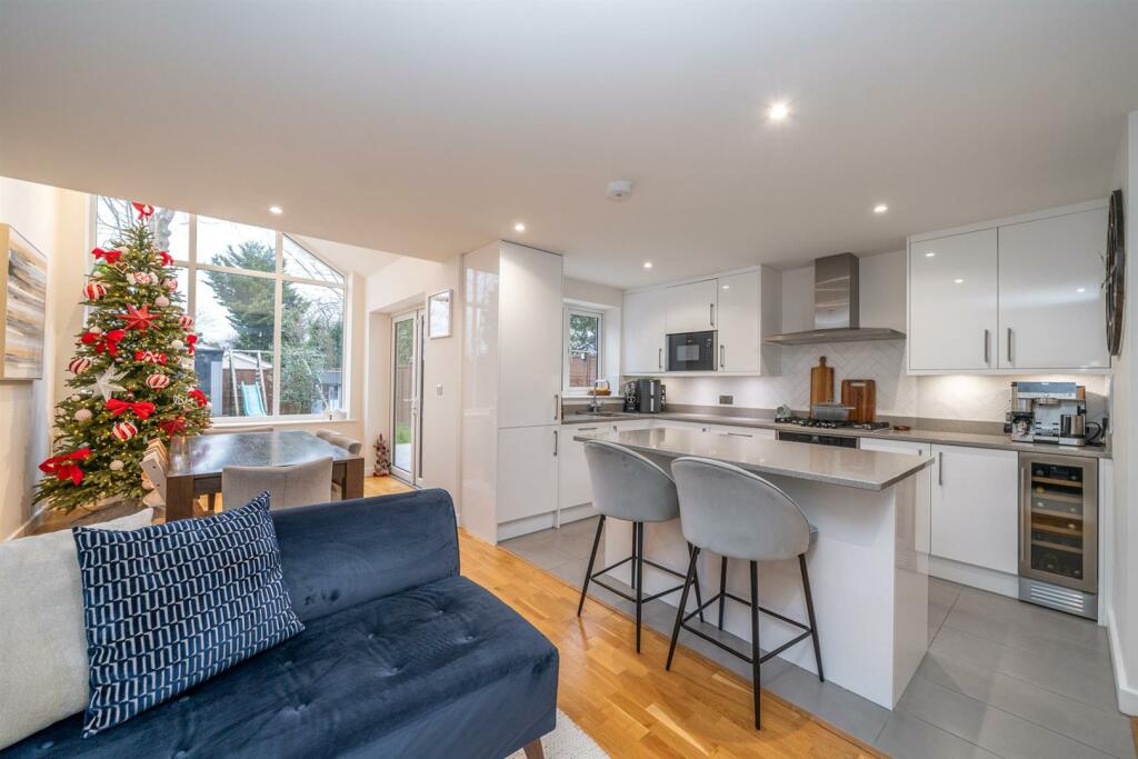 Additional image 5 of Driftwood Avenue, St Albans