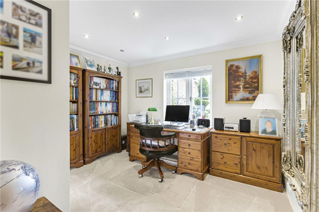 Additional image 13 of Bedwell Park, Cucumber Lane, Essendon, AL9