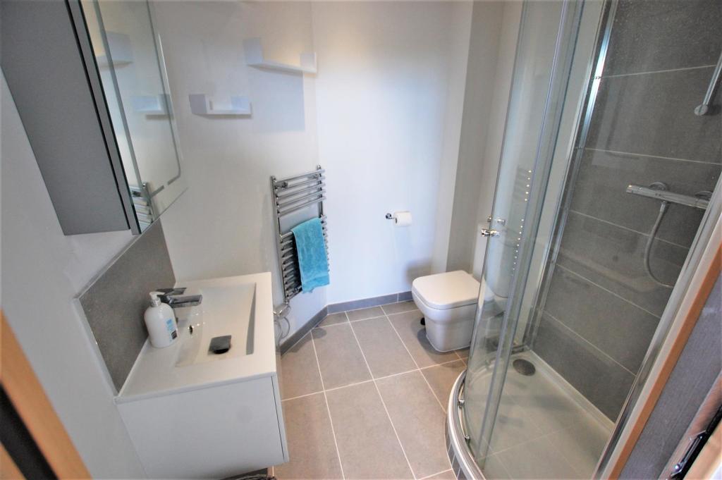 Additional image 12 of Great North Road, Hatfield