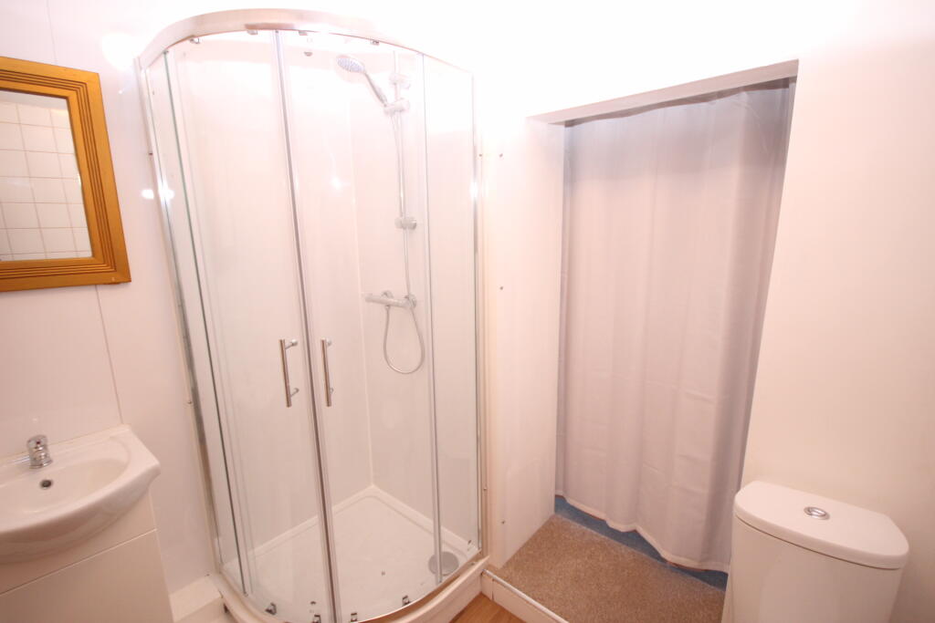 Additional image 4 of edwards close, st albabs