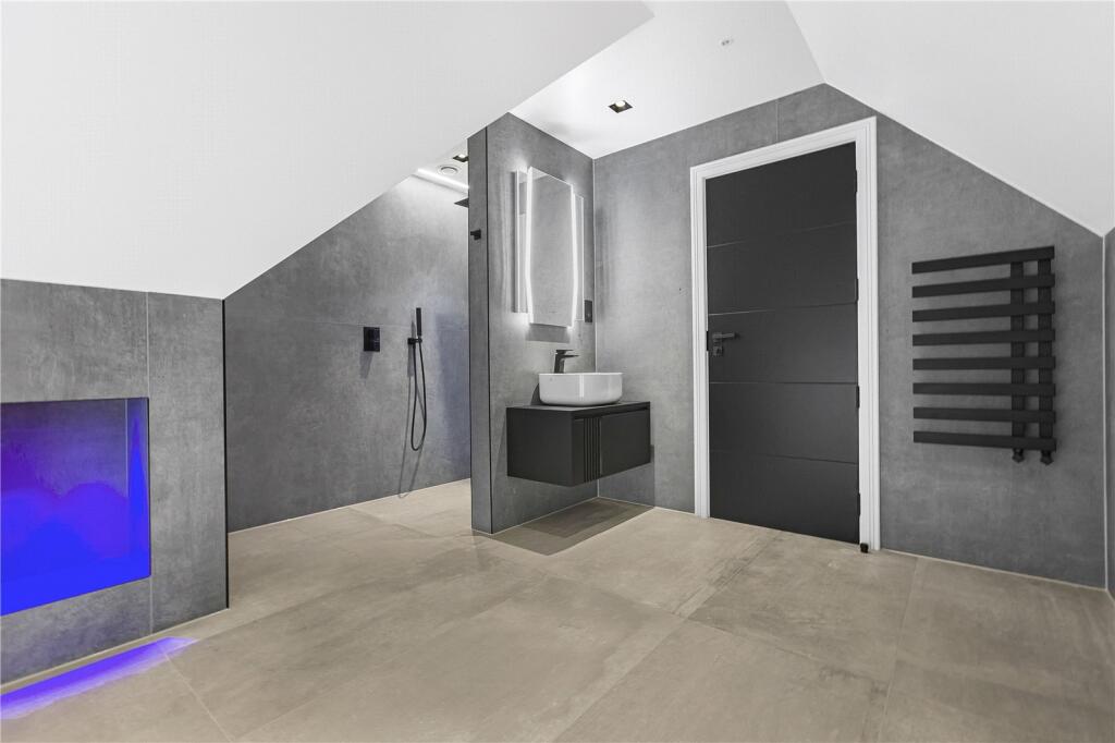 Additional image 48 of Brookmans Avenue, Brookmans Park, Hertfordshire, AL9