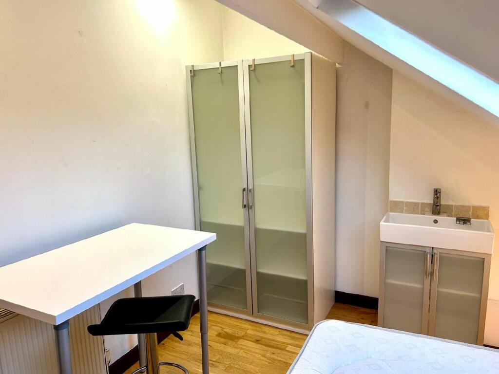 Additional image 7 of Hallewell Road, Edgbaston, Birmingham, West Midlands, B16