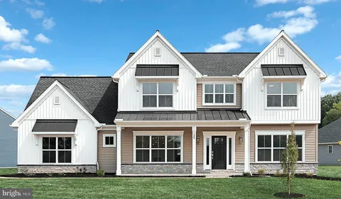 Primary image of 125 Forge Drive, Lebanon, PA 17042
