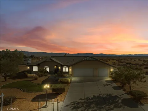 22433 South Road, Apple Valley, CA 92307