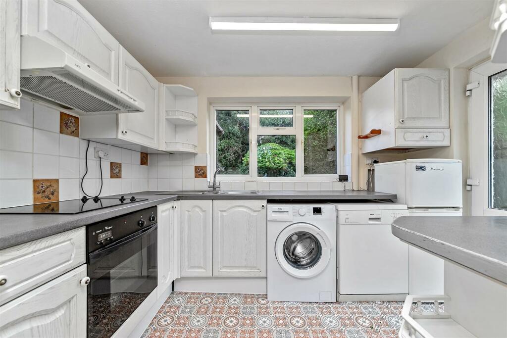 Additional image 32 of Wych Elms, Park Street, St. Albans