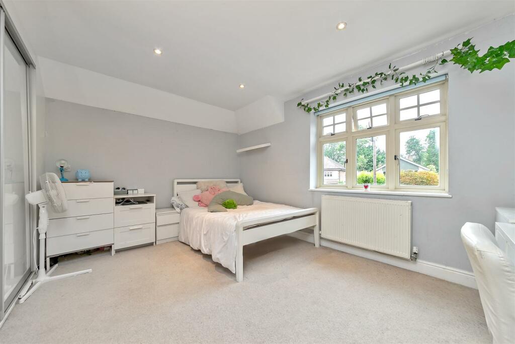 Additional image 10 of Bucknalls Drive, Bricket Wood, St. Albans