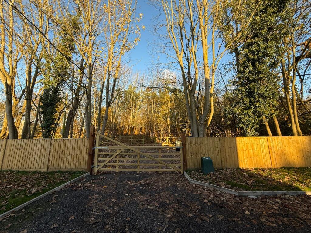 Additional image 9 of The Cottage Shenley Lane, London Colney, St. Albans, AL2 1AE