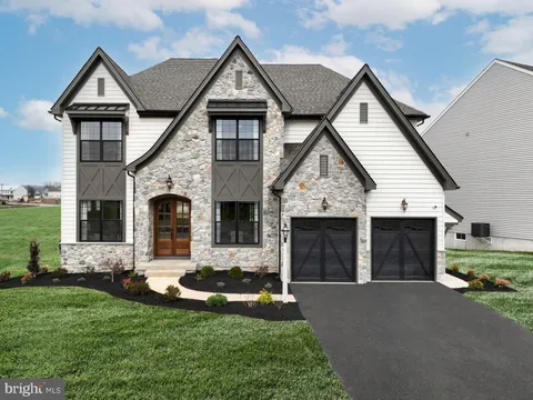 Primary image of 1100 Bluegrass Road Unit DEVONSHIRE, Lancaster, PA 17601