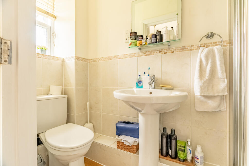 Additional image 9 of Beningfield Drive, London Colney, St. Albans, Hertfordshire, AL2