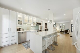 Additional image 5 of 345 Sackville St