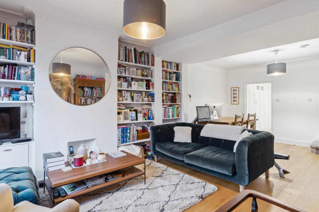 Additional image 3 of Oswald Road, St Albans, AL1 3AQ