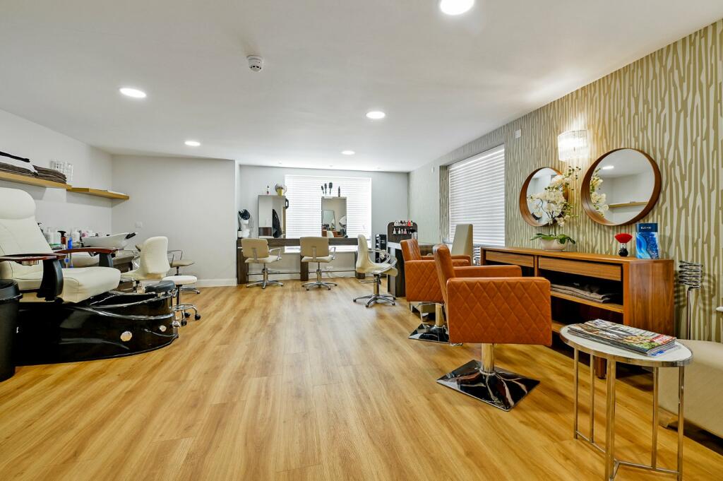 Additional image 8 of The Broadway, Amersham, Buckinghamshire, HP7