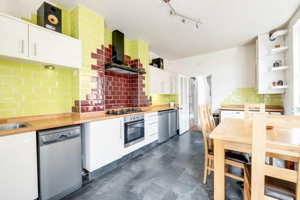 Additional image 4 of Summerfield Crescent, Birmingham, B16