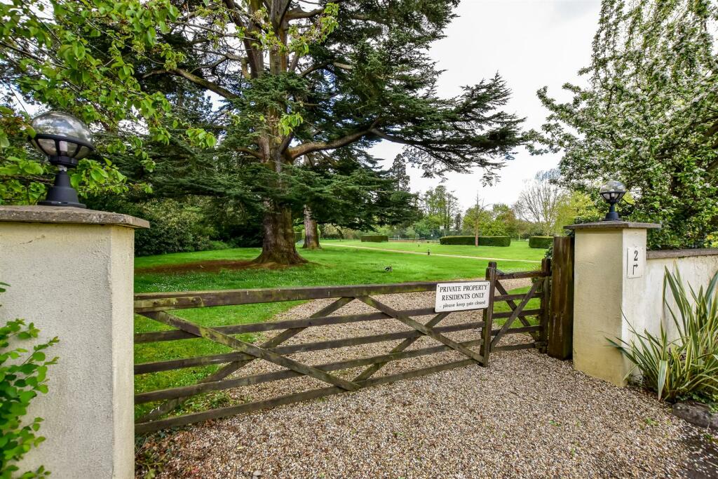 Additional image 11 of Highfield Lane, Tyttenhanger, St. Albans