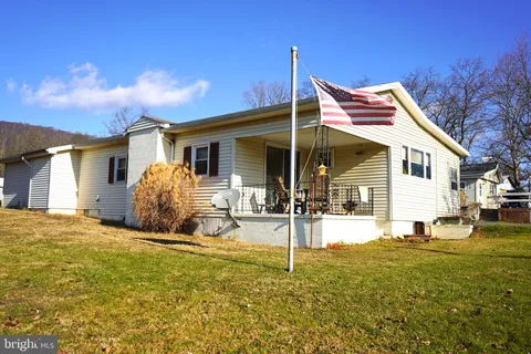 1895 Arch Rock, Mifflintown, PA 17059