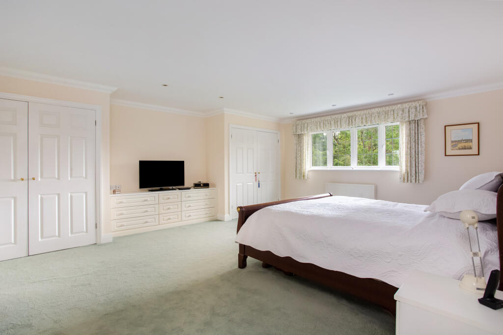 Additional image 8 of Redbourn Lane, Harpenden, AL5