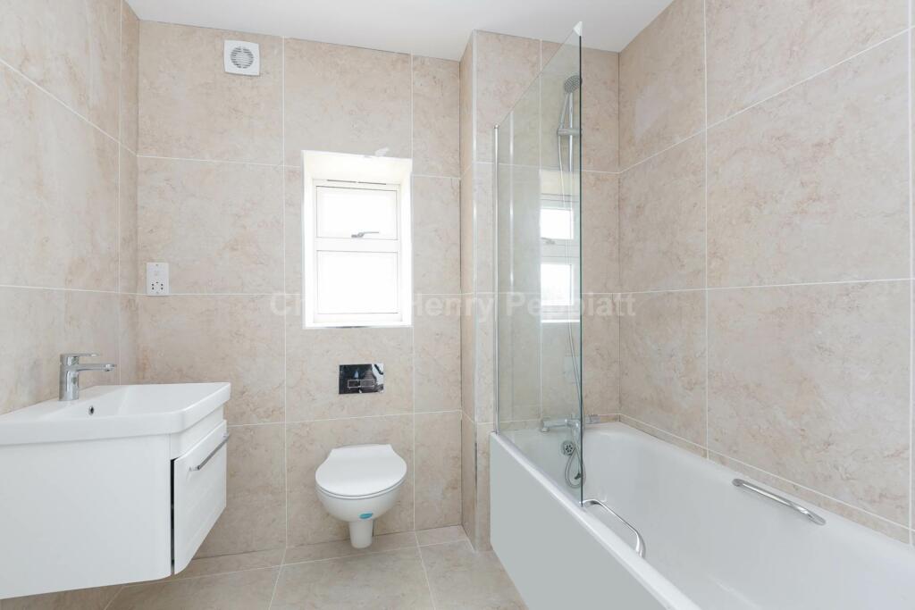 Additional image 8 of Shenley Lane, St Albans, AL2