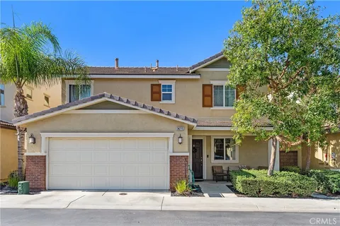 34215 woodmont St, Lake Elsinore, CA 92532