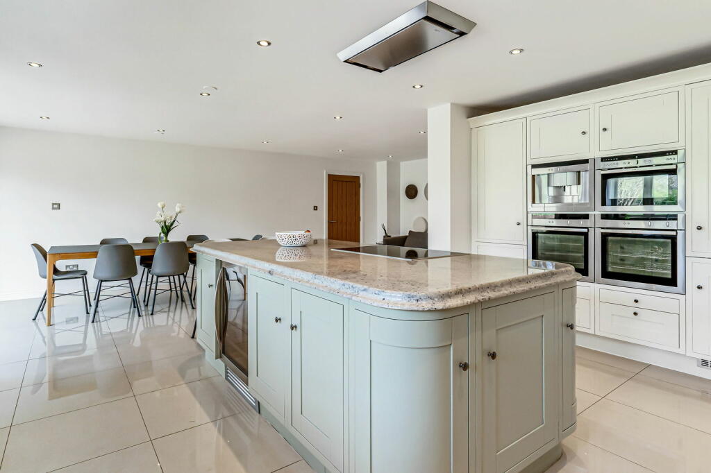 Additional image 11 of Reynards Road, Welwyn, AL6