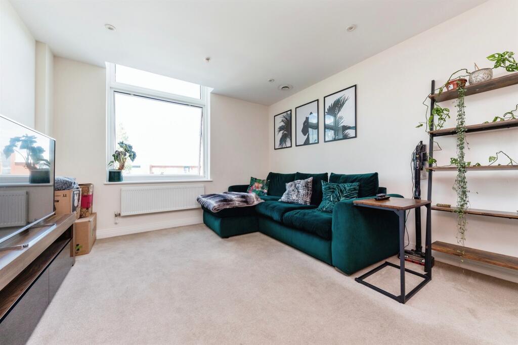 Additional image 4 of Bessemer Road, WELWYN GARDEN CITY