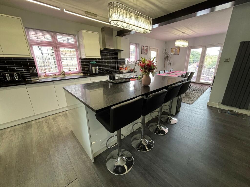 Additional image 4 of Swanland Road, South Mimms, AL9