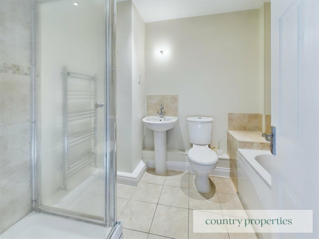 Additional image 10 of Digswell Rise, Welwyn Garden City, AL8