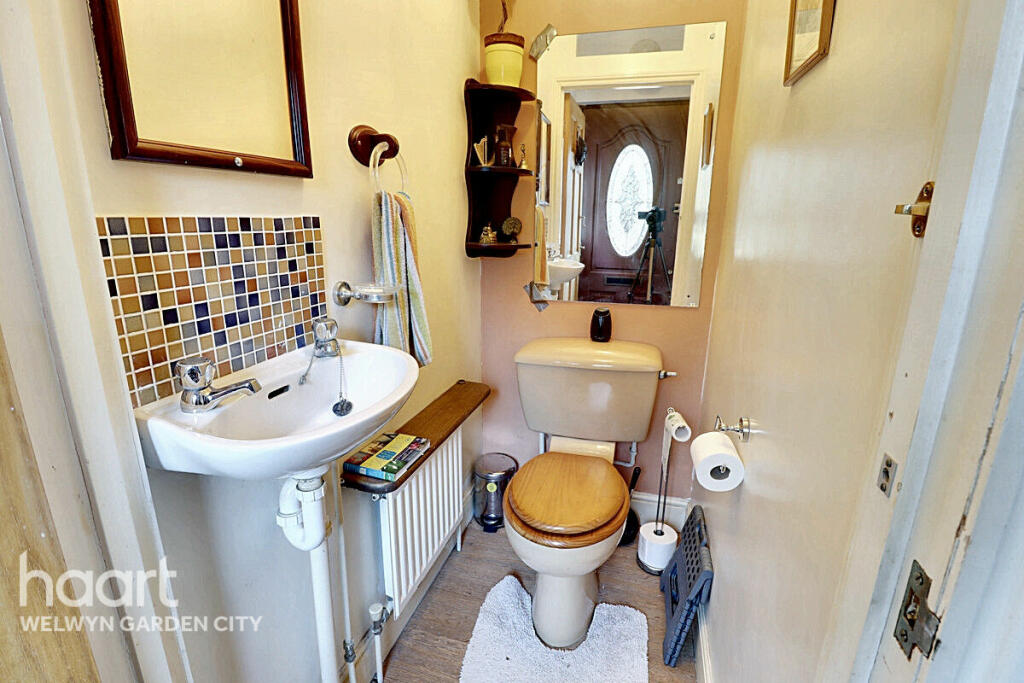 Additional image 5 of Mardley Avenue, Welwyn