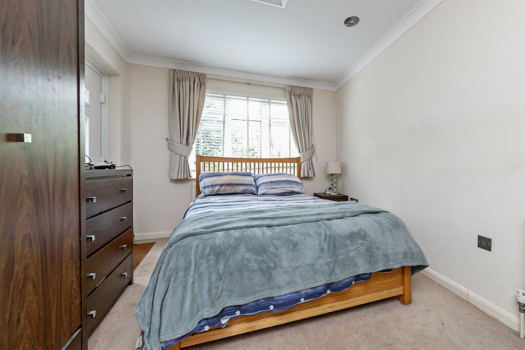 Additional image 13 of Harpenden Road, St. Albans