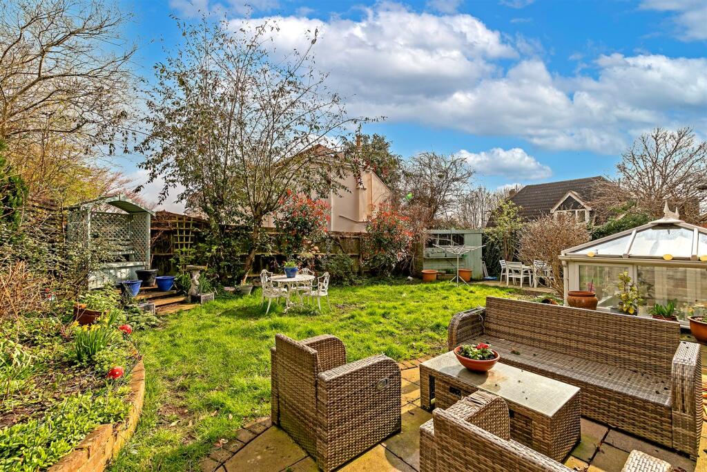 Additional image 16 of Harpenden Road, St. Albans