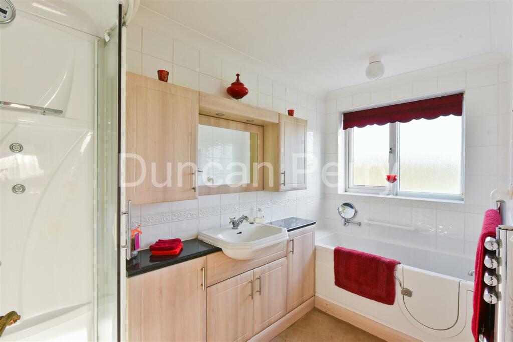Additional image 10 of Bulls Lane, Welham Green